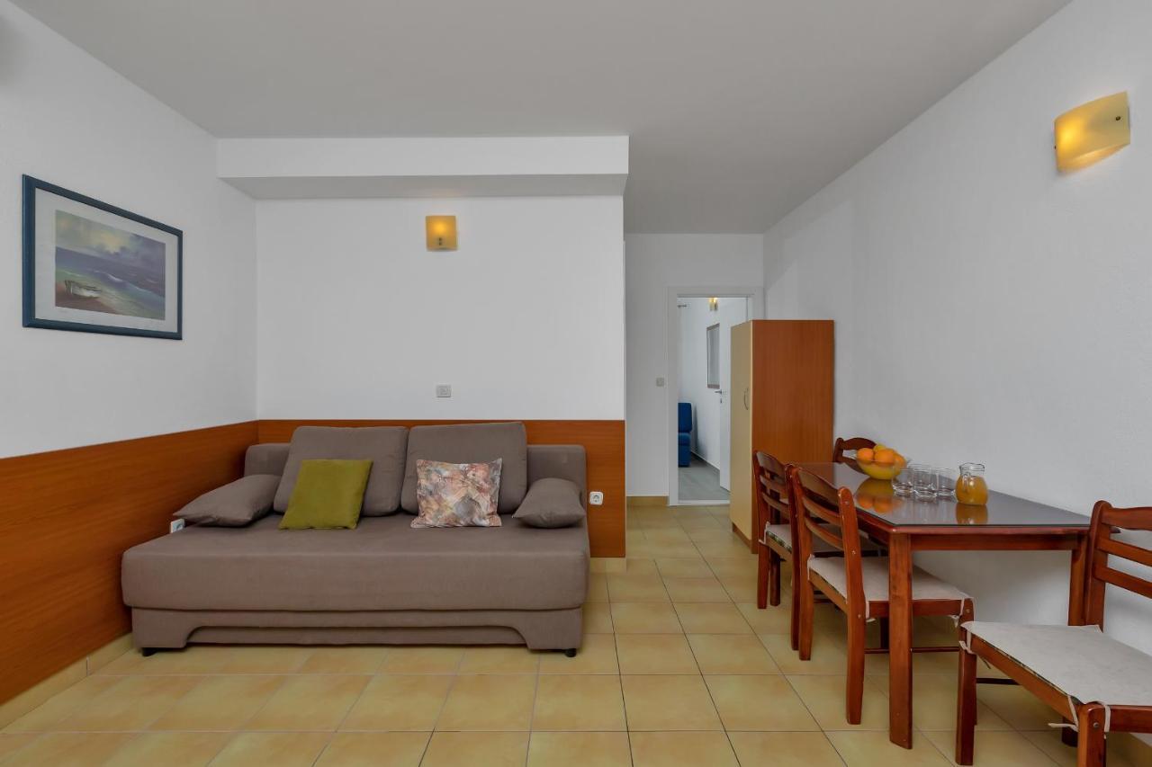 Apartments Marija Тучепи Экстерьер фото
