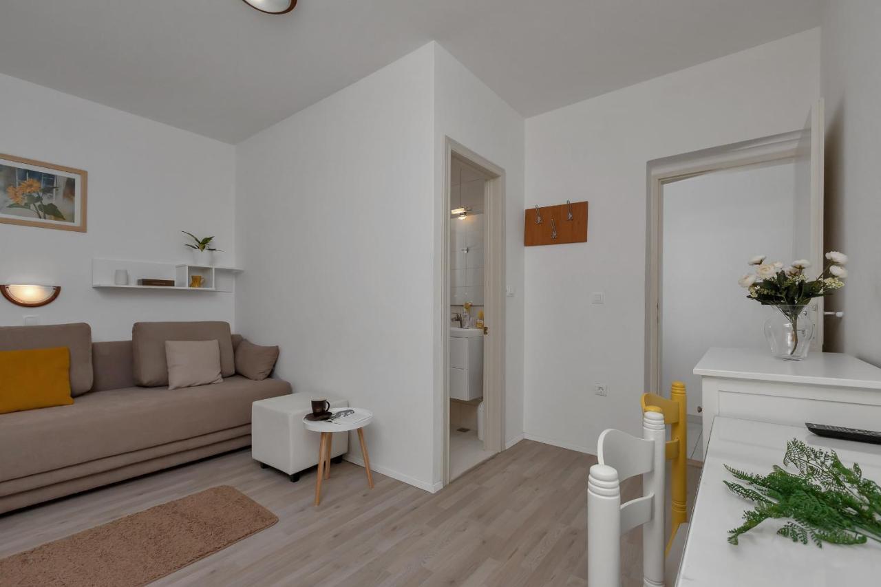 Apartments Marija Тучепи Экстерьер фото